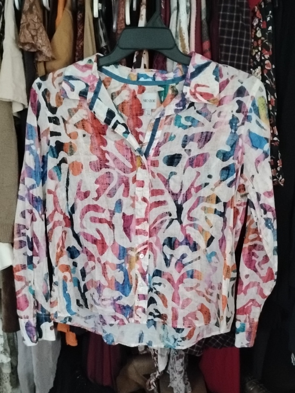 NIC+ZOE Multicolor Abstract Print Button-Down Shirt - White Base